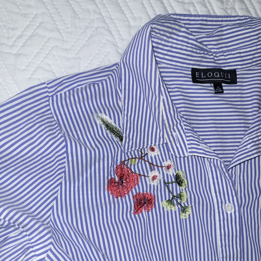 Eloquii Blue Striped Shirt with Floral Embroidery Size22 Used Excelent Condition - Picture 2 of 11